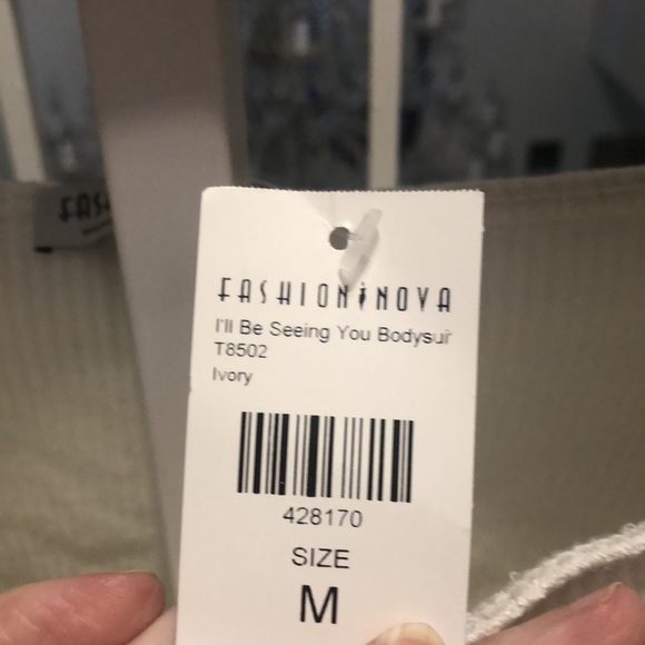 Fashion Nova🥳HP🥳White Sweater Bodysuit - Picture 5 of 8